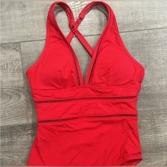 Sea Level Swim NWT Spliced Plunge One Piece Red
Size 12 - Picture 10 of 14
